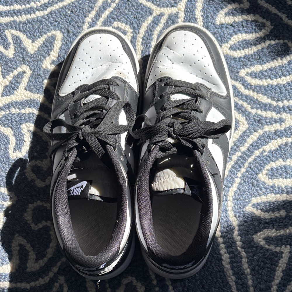 Nike Panda Dunks